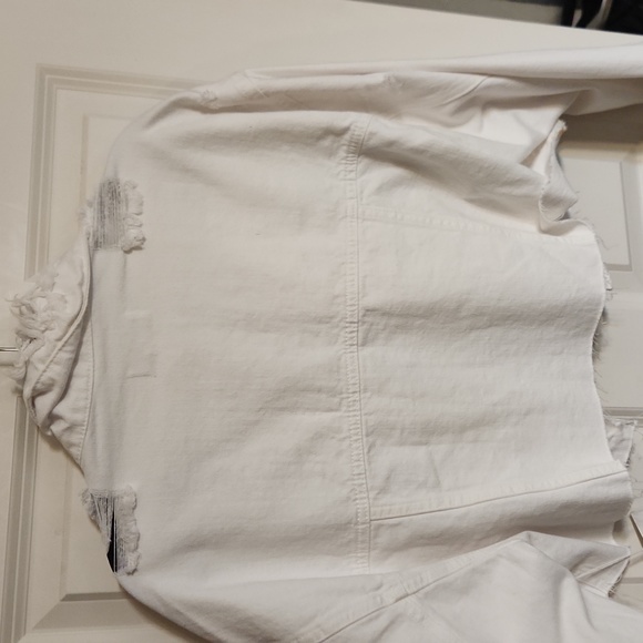 Just black white denim cropped jacket - Picture 5 of 9